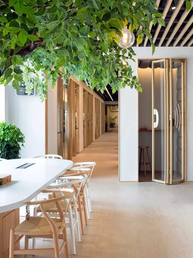 news-bds-jiudian-11.jpg 办公室长成快捷酒店的样子是什么心情 | 设计赏析