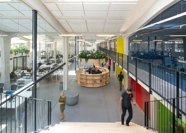 news-changkuhemei-06.jpg 大仓库做办公室,装修的很美 | 设计赏析