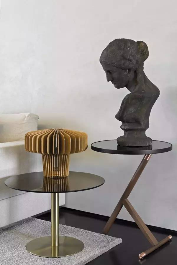 news-gaojihei-16.jpg 这样设计才是真正的高级灰! | 设计赏析