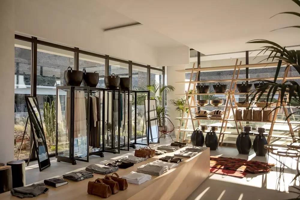 news-haidaojiudian-07.jpg 十八岁以下免进的神奇酒店 | 设计赏析