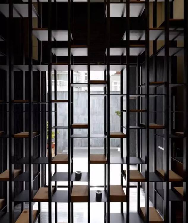 news-kongjiangan-12.jpg 空间感好来源与隔段设计的好 | 设计赏析