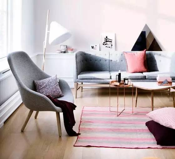 news-luodongsq-04.jpg 沙发往前挪10cm,神奇的事情就发生了 | 设计赏析