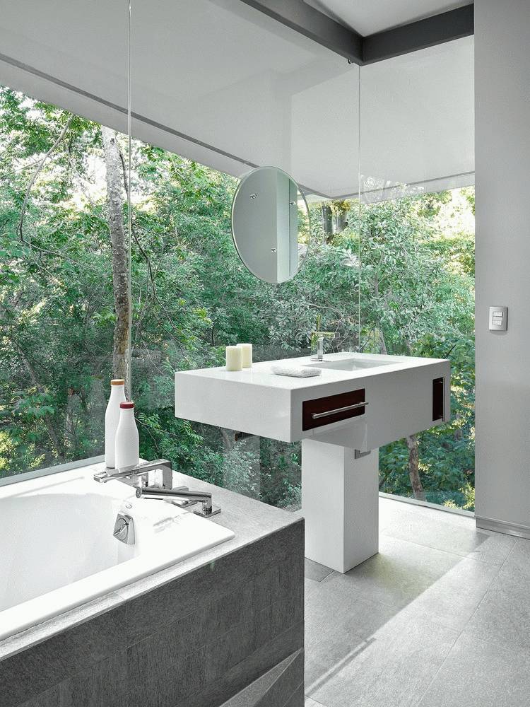 news-mianchaodahai-18.jpg 背靠大山面朝大海的超级别墅 | 设计赏析