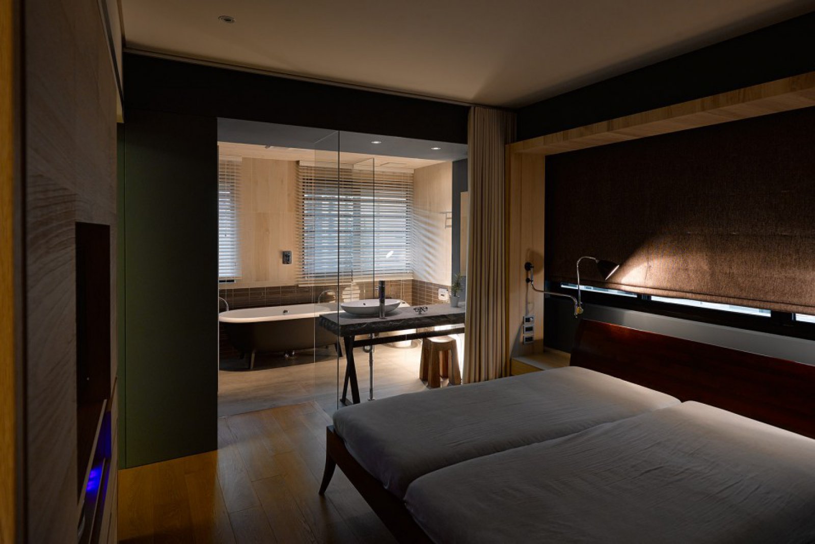 news-taiwangbians-04.jpg 台湾“一分三 ”别墅 | 设计赏析