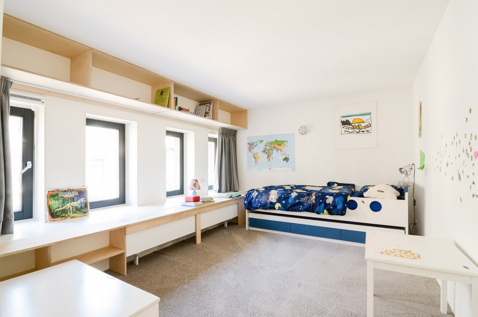 news-yijiashikou-11.jpg 一家四口的幸福之家 | 设计赏析