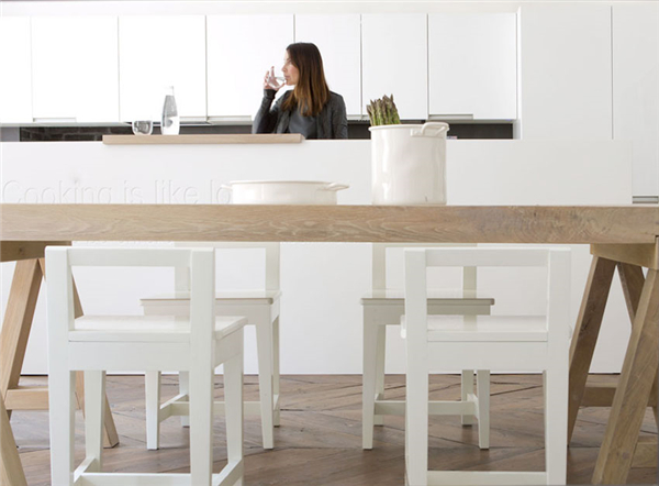 news-youyaxiandaifei-08.jpg 优雅现代风格的房子 | 设计赏析