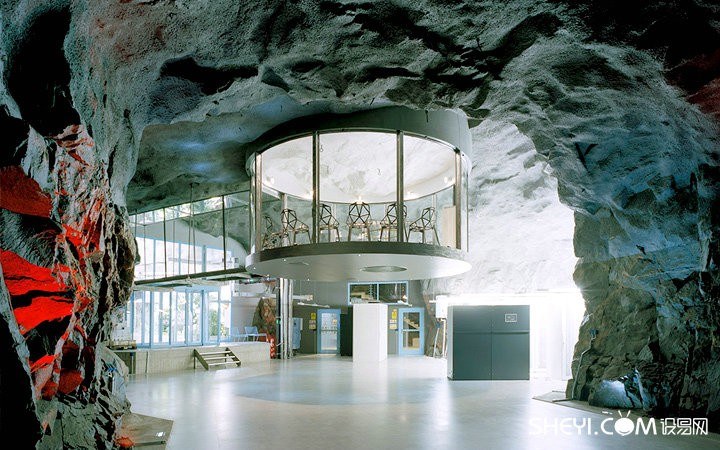 news-zuianquan-01.jpg 世界上最安全的秘密总部是哪里呢? | 设计赏析