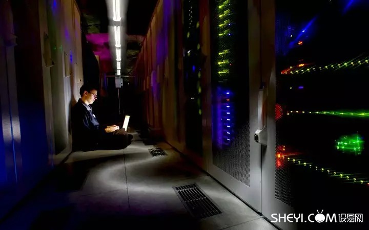 news-zuianquan-02.jpg 世界上最安全的秘密总部是哪里呢? | 设计赏析