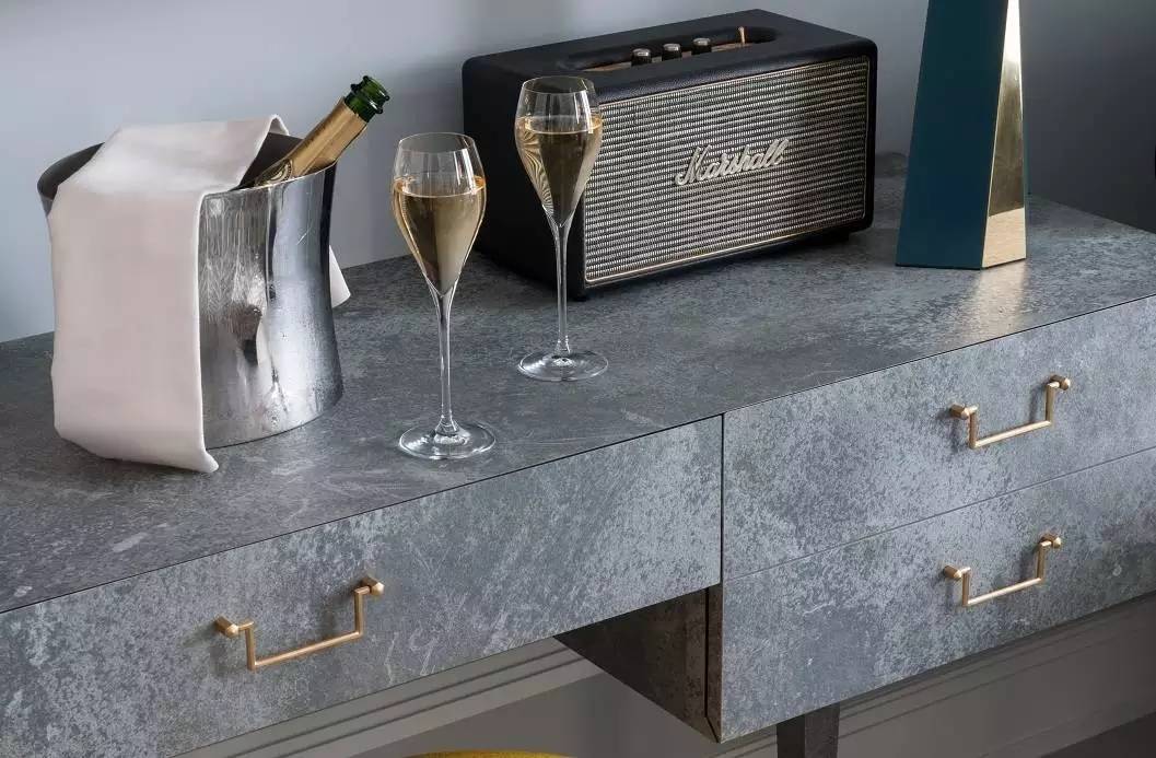 news-chuanxin-09.jpg 设计只有不断创新,才能脱颖而出 | 设计赏析