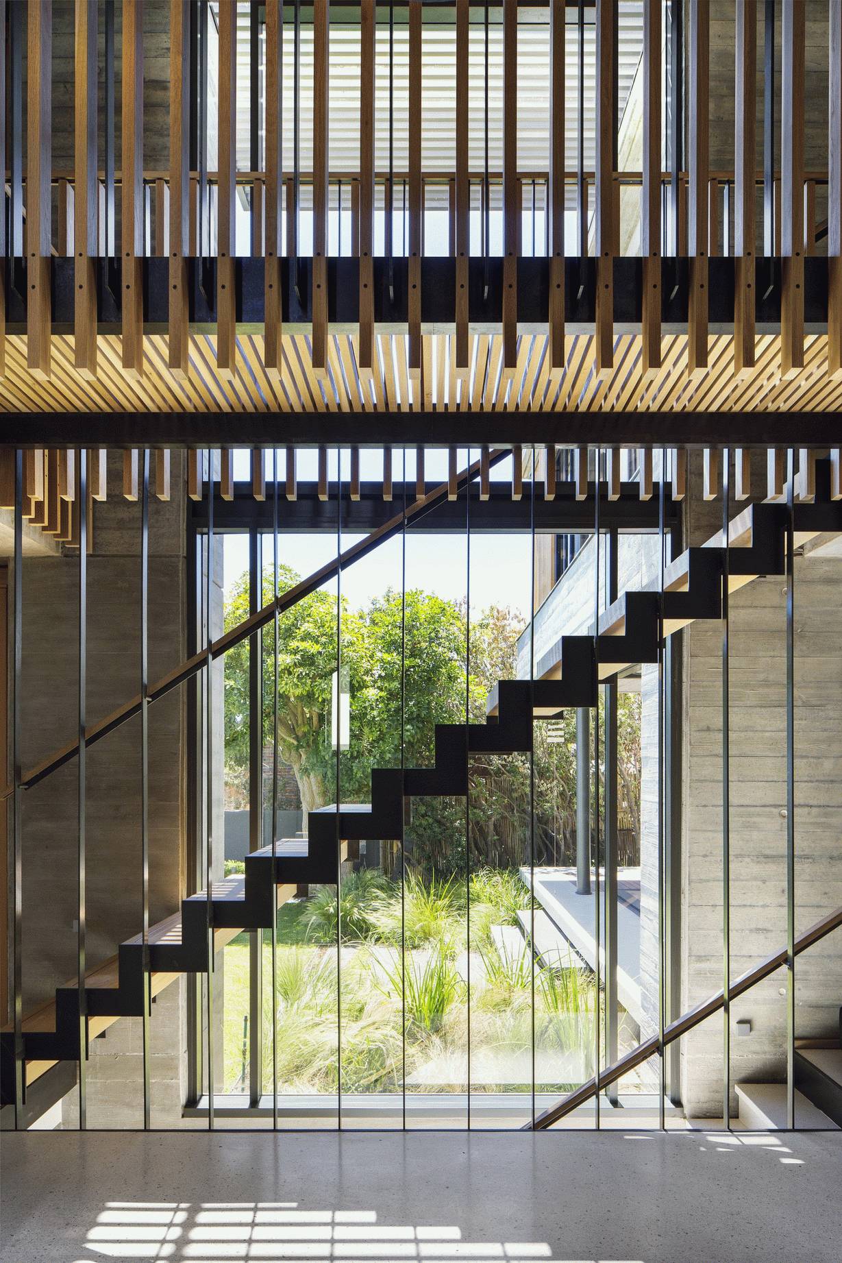 news-shishanghaozhai-14.jpg 隐于闹市的时尚豪宅 | 设计赏析