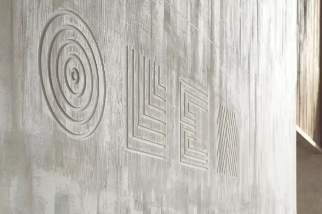 Ĳϣݻɫ | װ