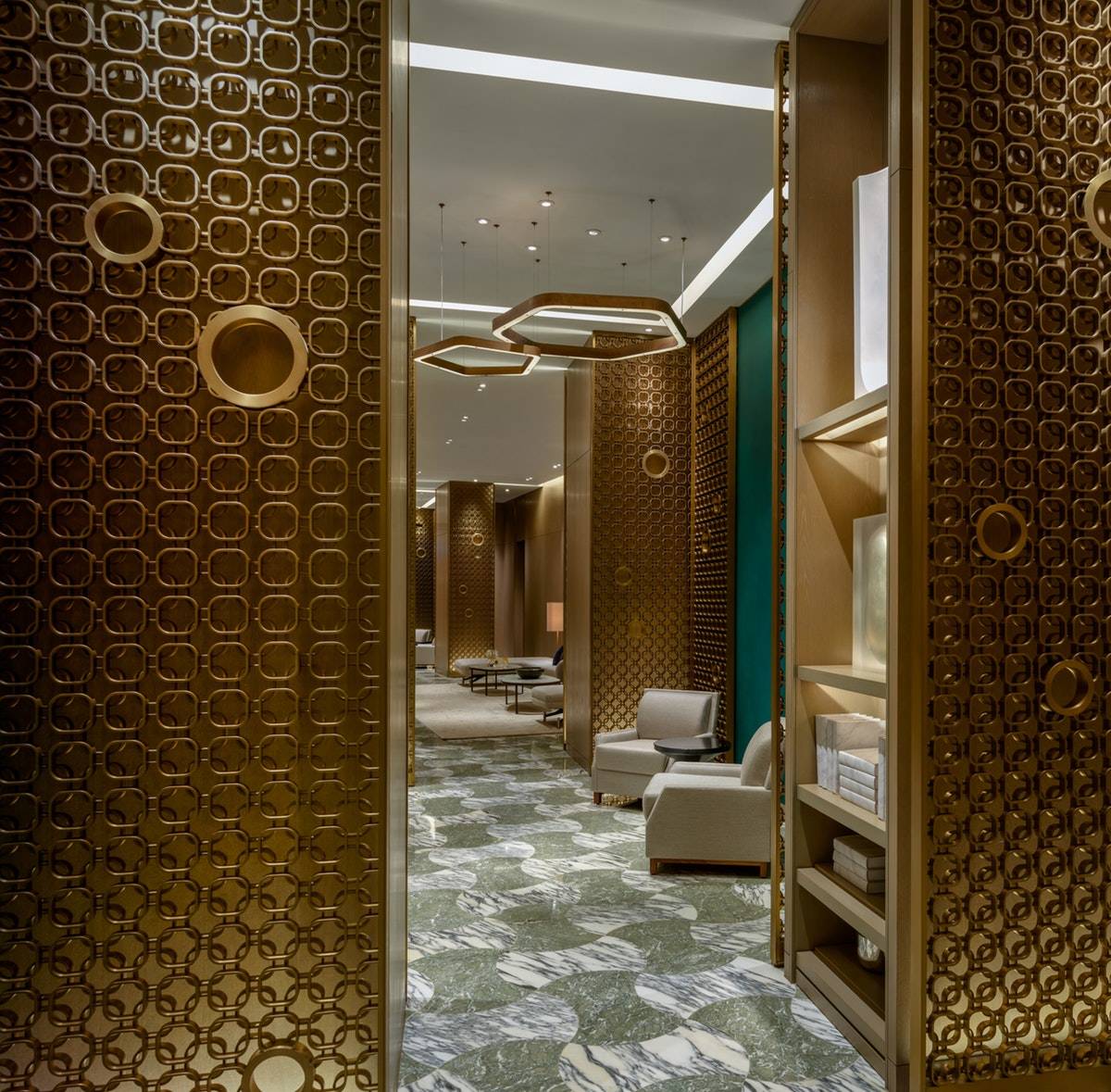 Yabu PushelbergŲ | La Vettaլ | 