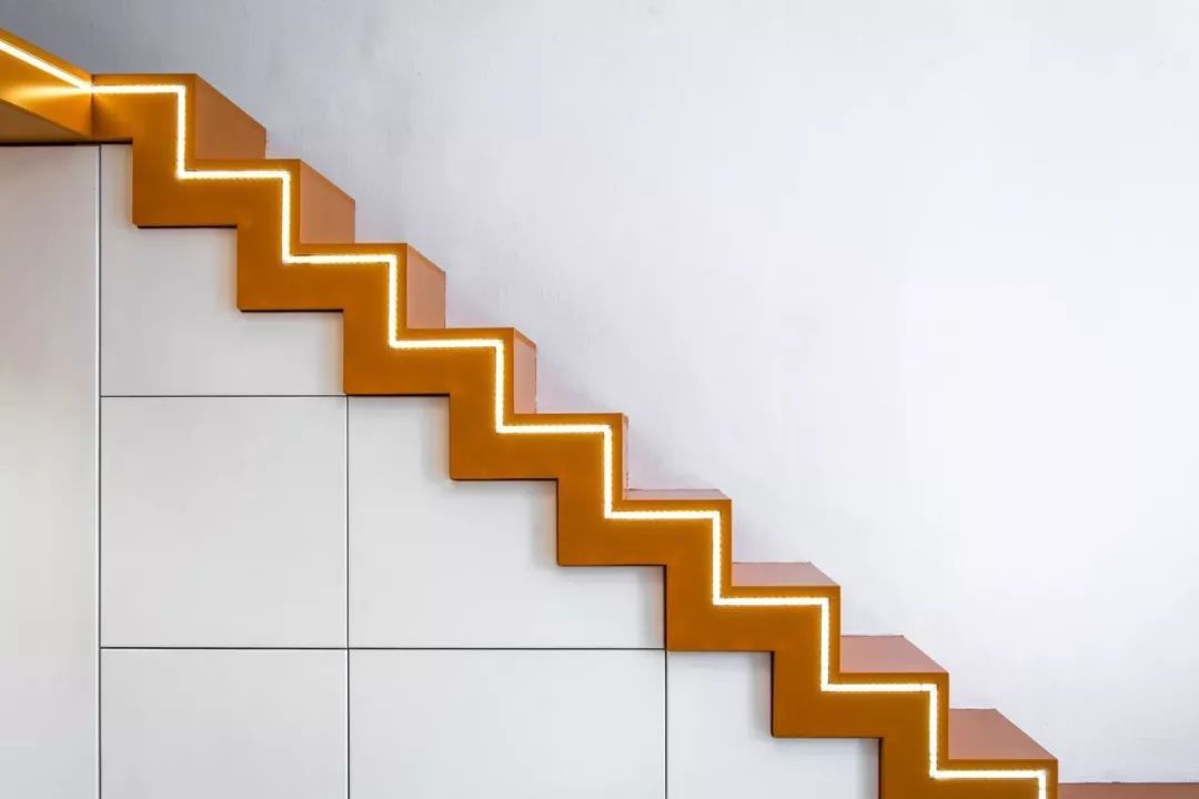 简约 LOFT,灯带这样设计太有创意了! | 设计赏析