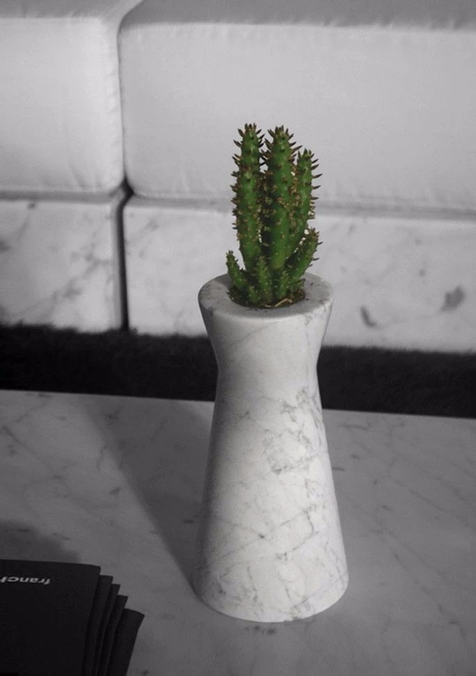 【Gregory Buntain设计】大理石丨黄铜丨水磨石打造的创意家具。 | 创意家具