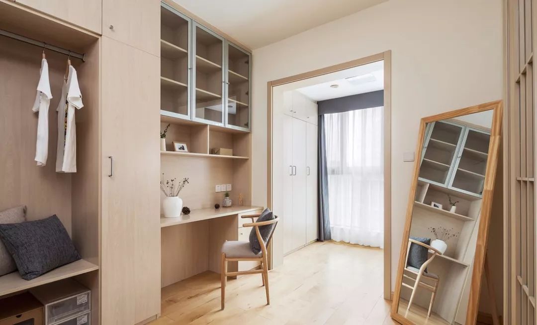 不只有卧室可以做衣帽间,试试这些地方! | 家装搭配