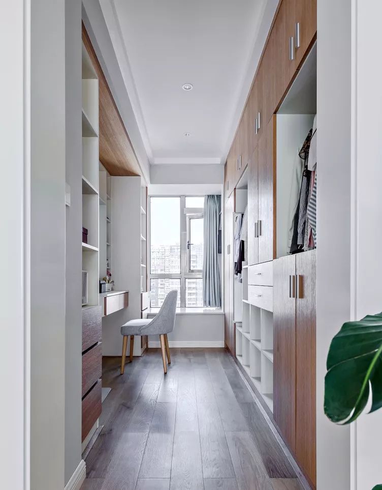不只有卧室可以做衣帽间,试试这些地方! | 家装搭配