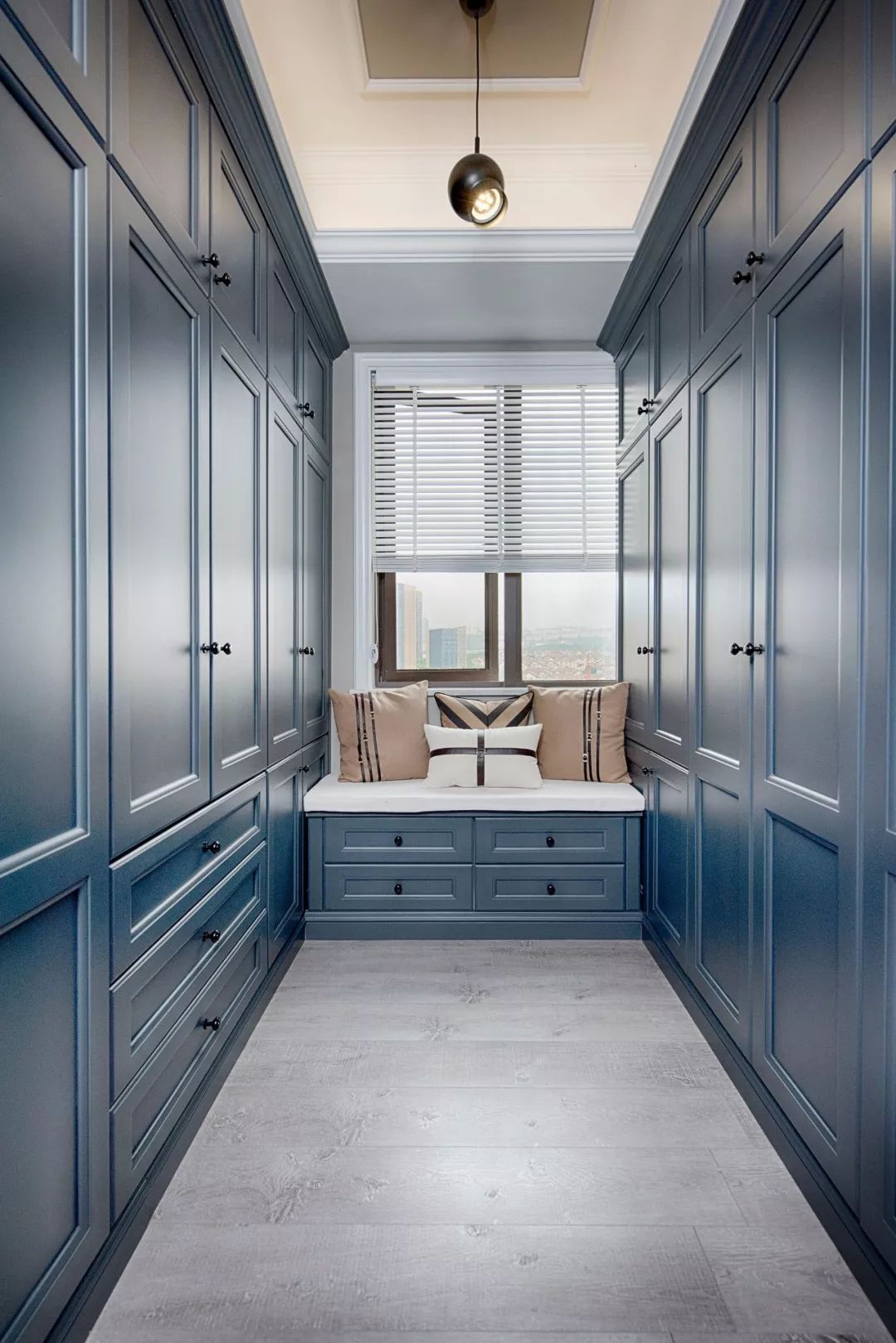 不只有卧室可以做衣帽间,试试这些地方! | 家装搭配