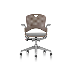 ְԱ Caper Multipurpose Chair ܷΤ Jeff Weber