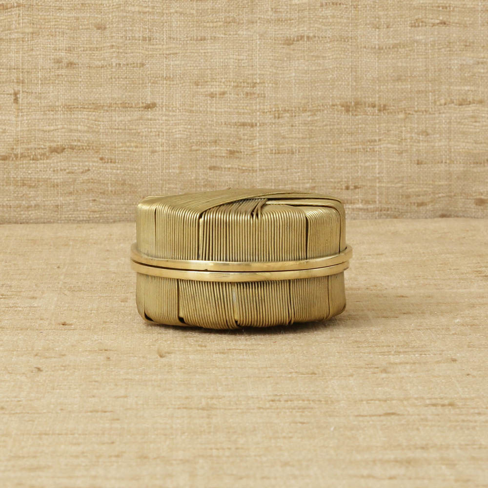 附件|摆件|创意家具|现代家居|时尚家具|设计师家具|定制家具|实木家具|细丝圆盒