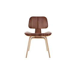 eames molded plywood dining chair dcw Charles & Ray Eames