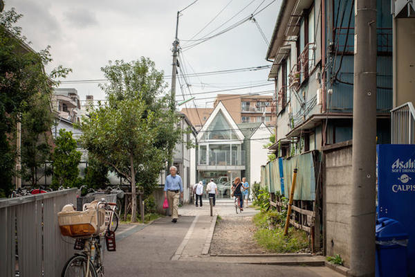 news-kechaiqianyn-02.jpg 随时可以被强拆的房子是什么样子? | 设计赏析